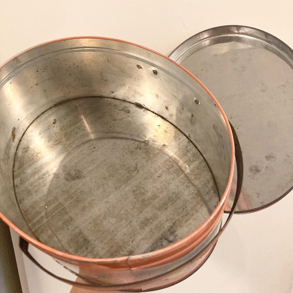 1952 Vintage Pink Basket Tin Picnic Basket Tin 50s Vintage Tin - Picture 10 of 13